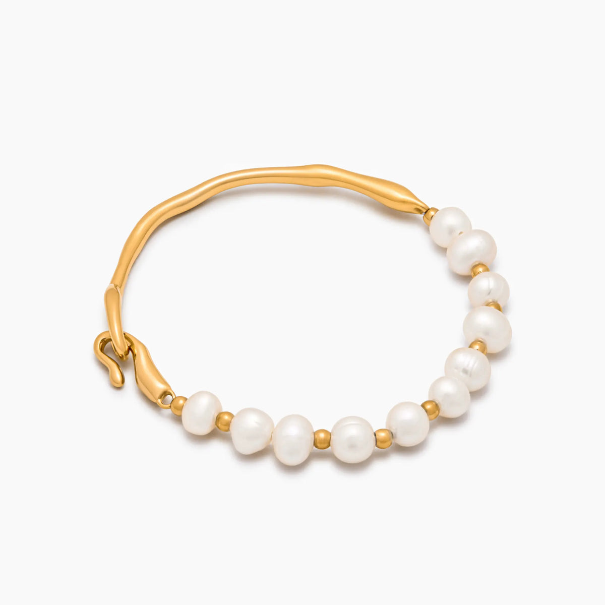 Isla Freshwater Pearl Bracelet